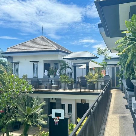 Villa Rumah Putih Abu Abu Senggigi Extérieur photo